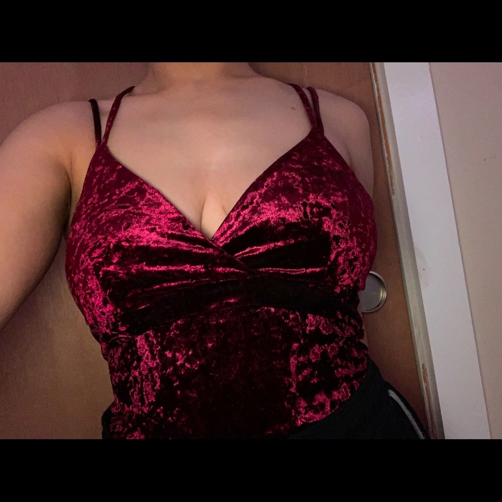 |Fashion Nova| Velvet Bodysuit - Wine color
